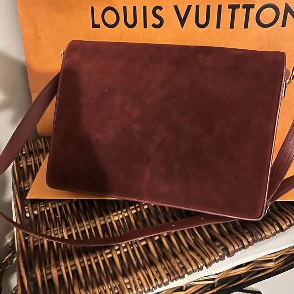 Authentic Cartier cross body bag - Picture 3 of 6